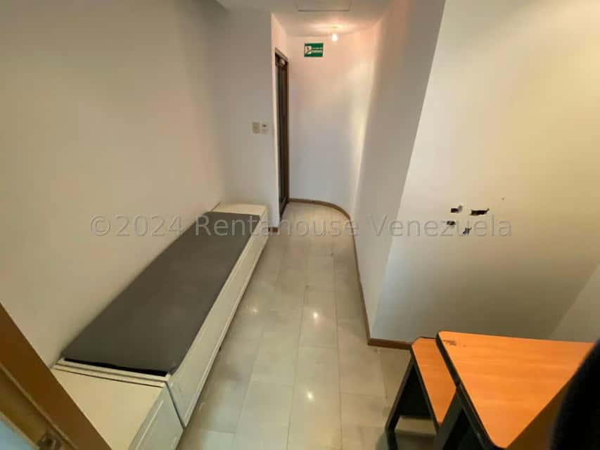 View 25