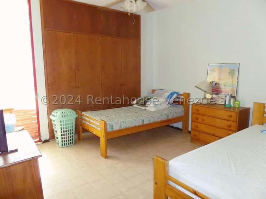 View 24