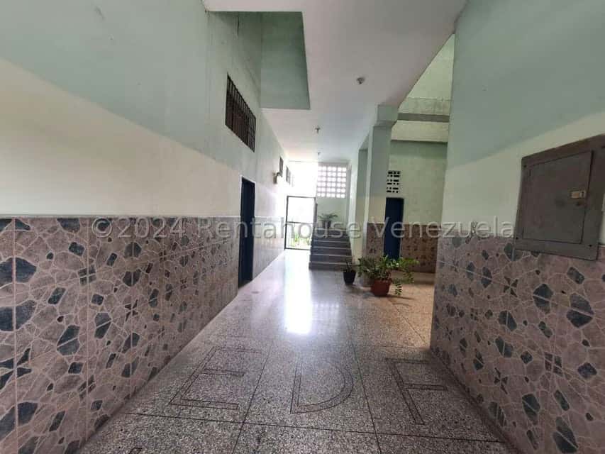 View 16