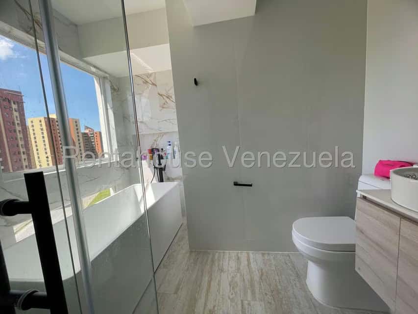 Vista 24