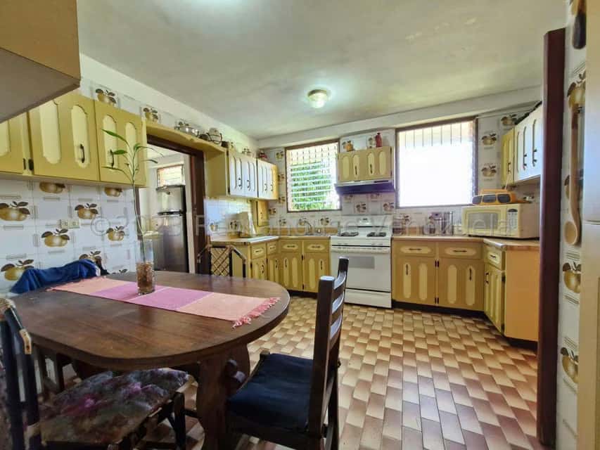 View 25