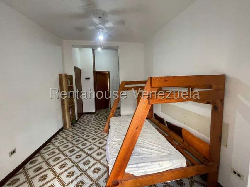 View 25