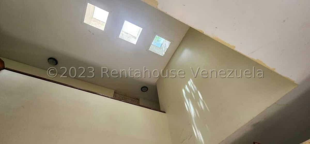 Vista 16