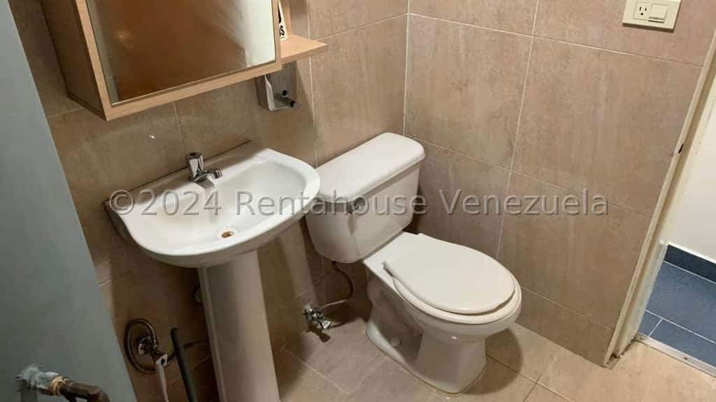 View 25