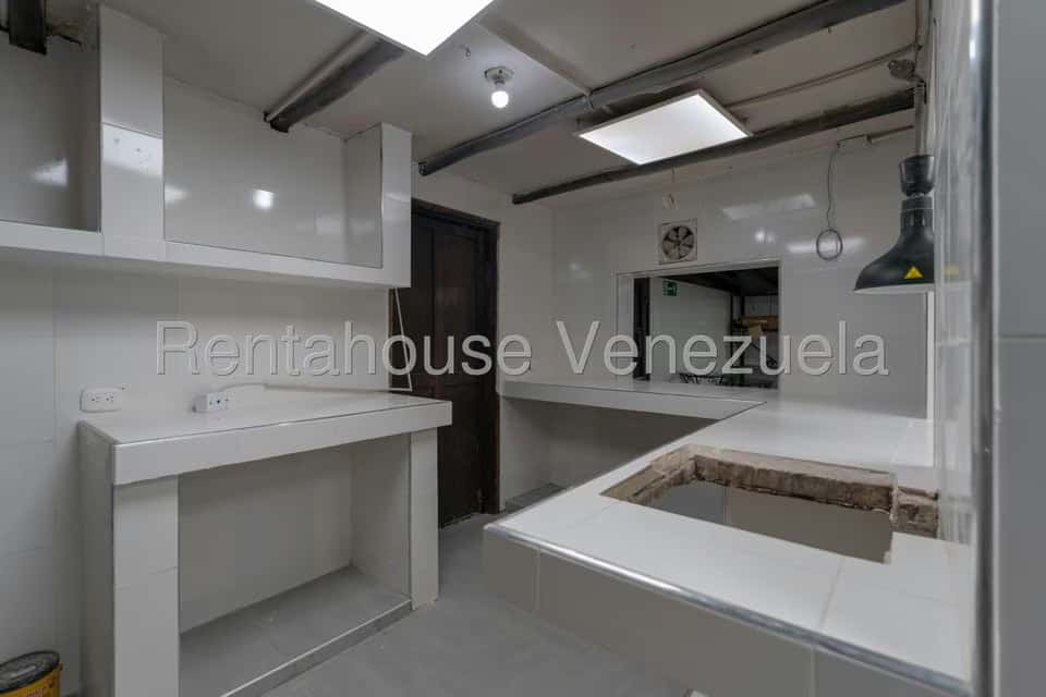 View 25