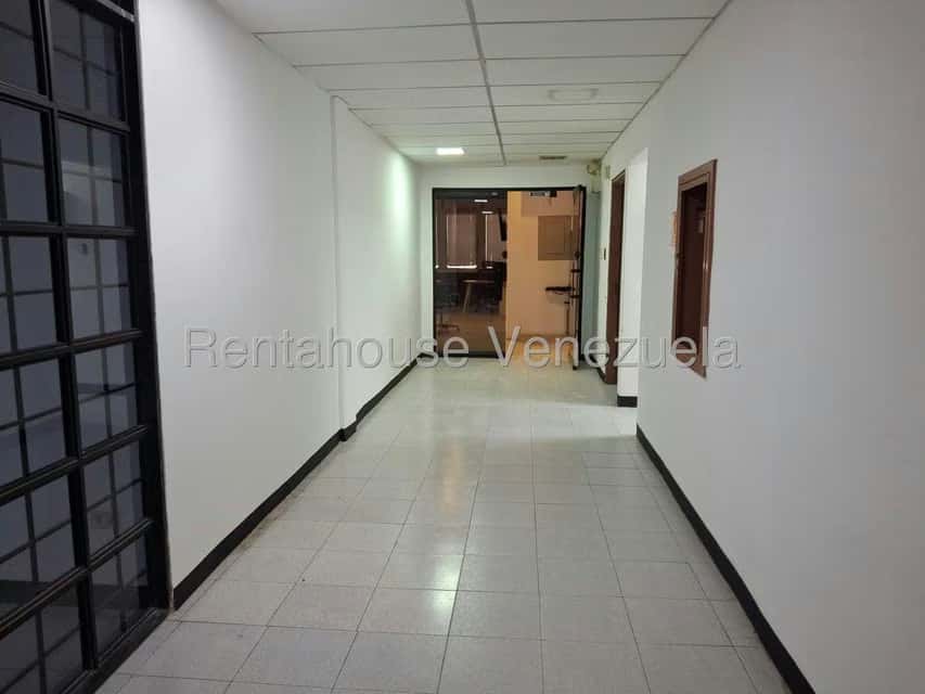 View 25