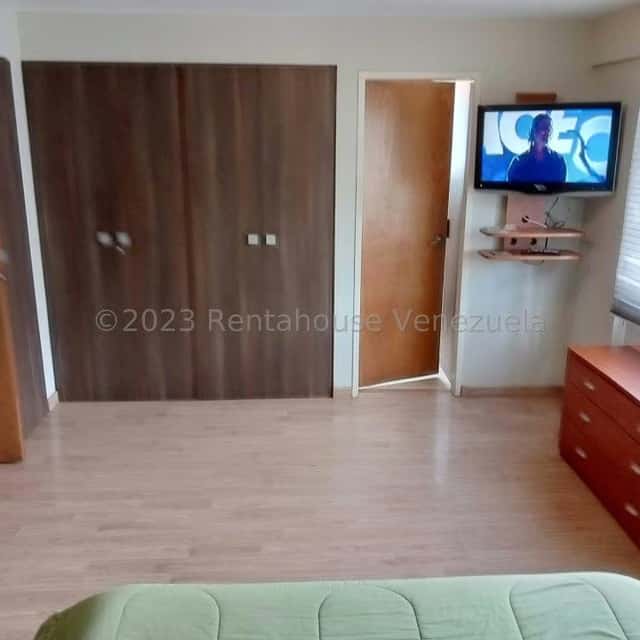 Vista 75
