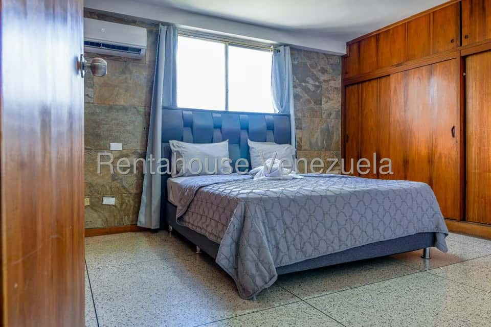 Vista 24