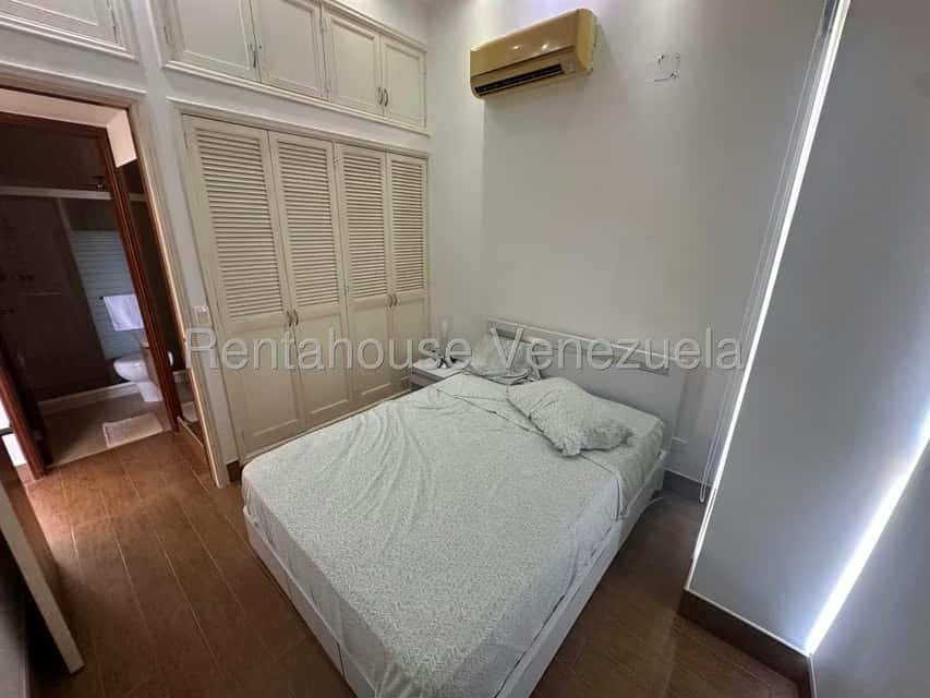 Vista 24