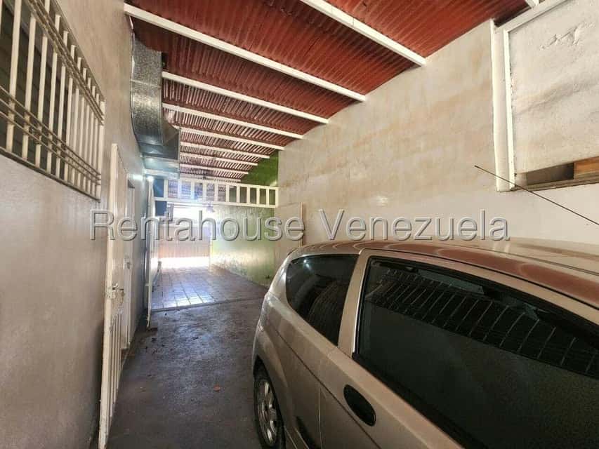 Vista 24