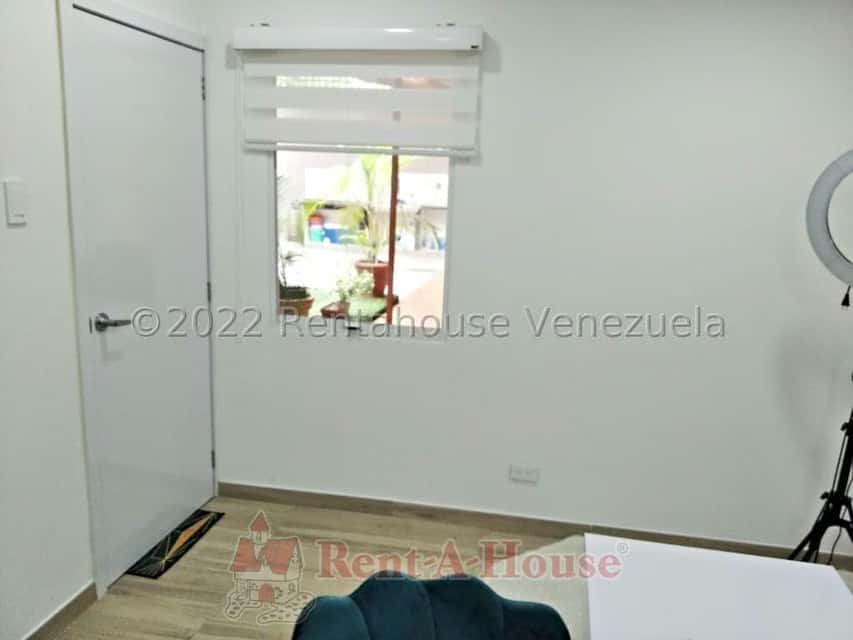 View 24