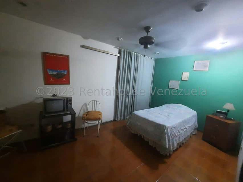 View 32