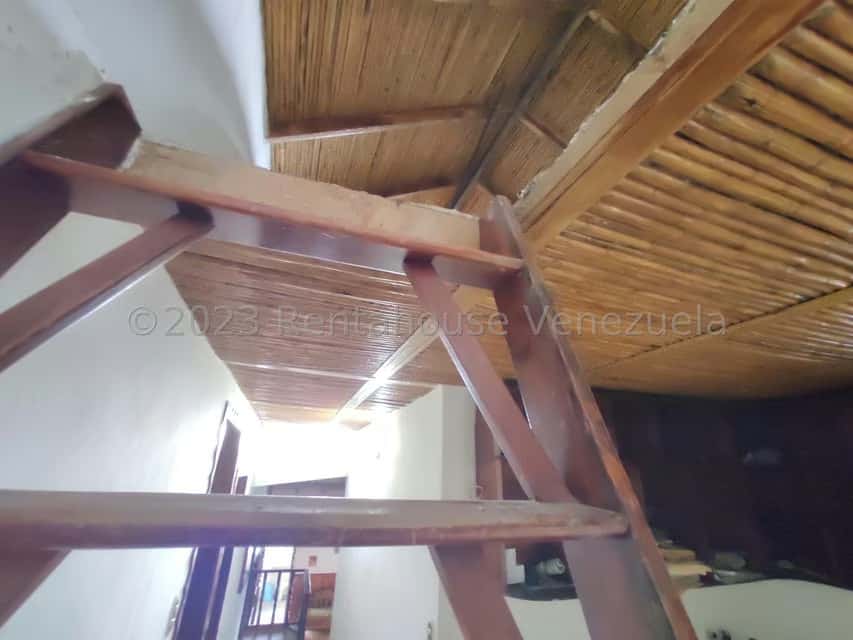 View 25