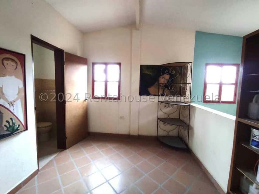 View 25
