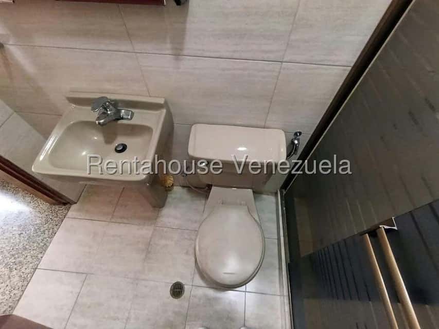 View 16