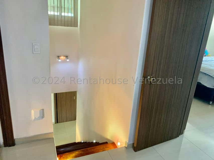 View 28