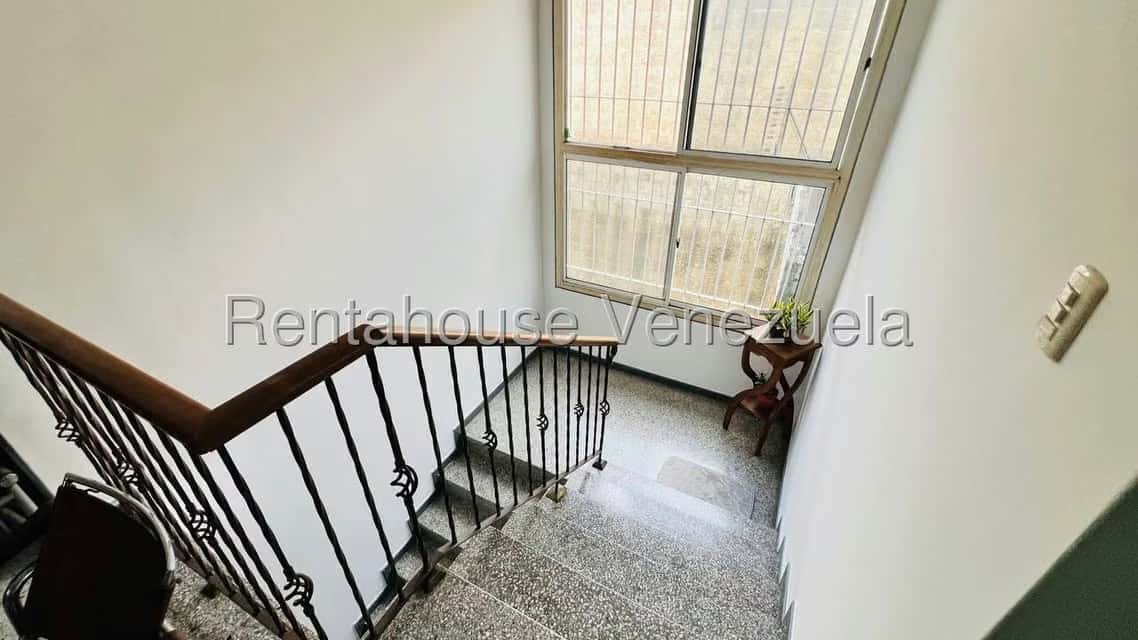 View 16