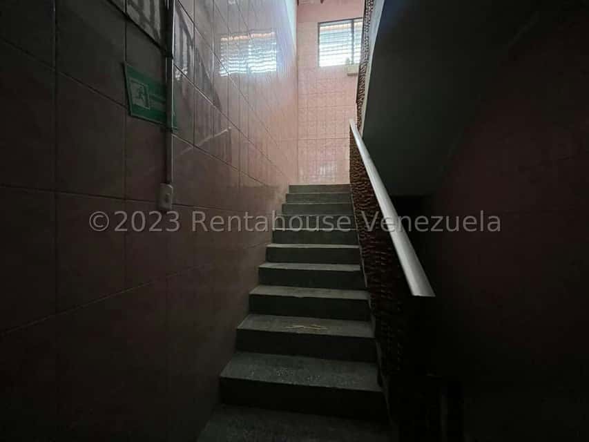 View 25