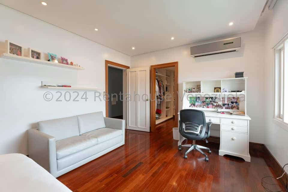 View 24