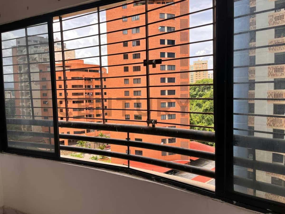 View 16