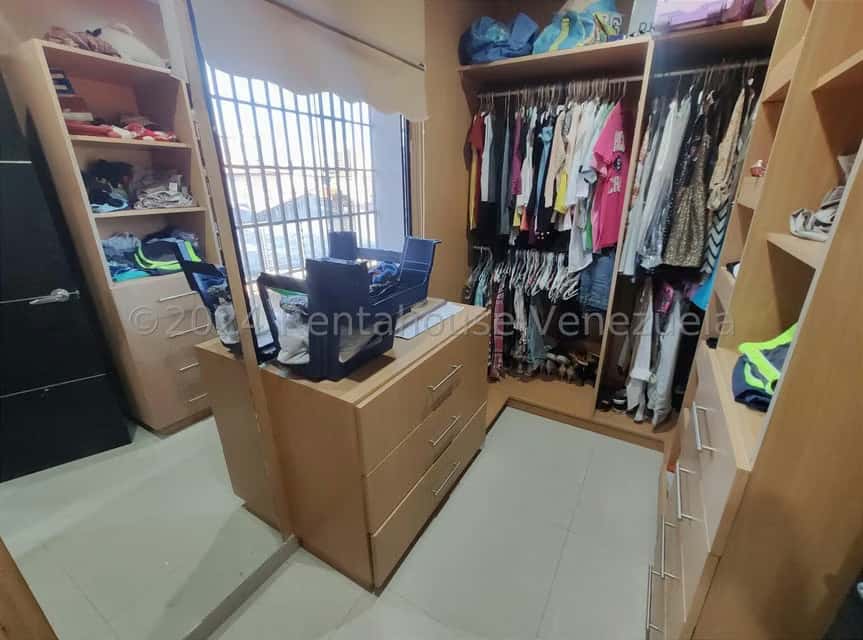 View 25