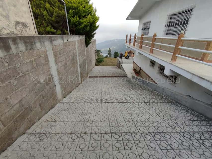 View 3