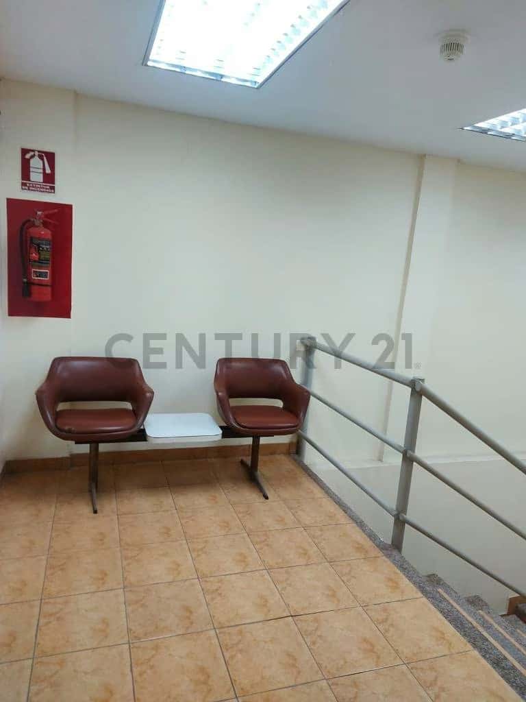View 25