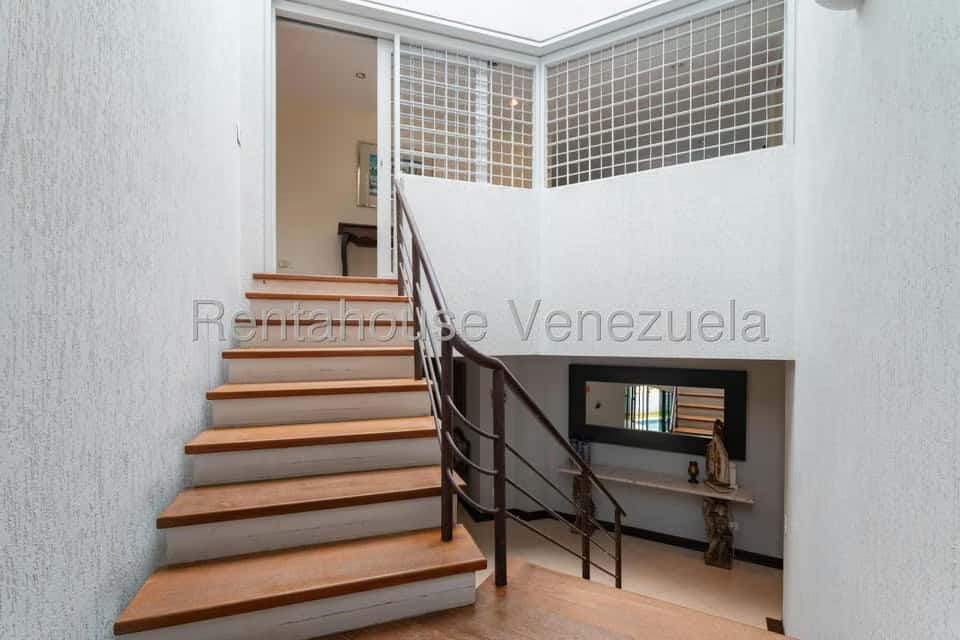 View 18
