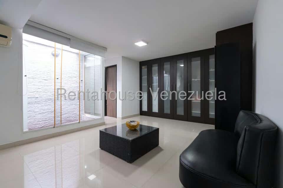 Vista 24