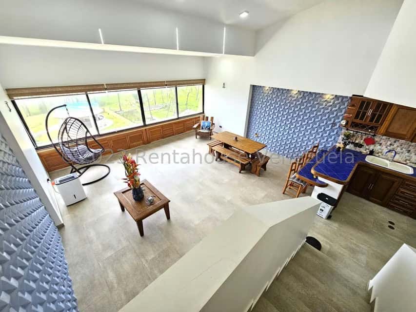 View 16