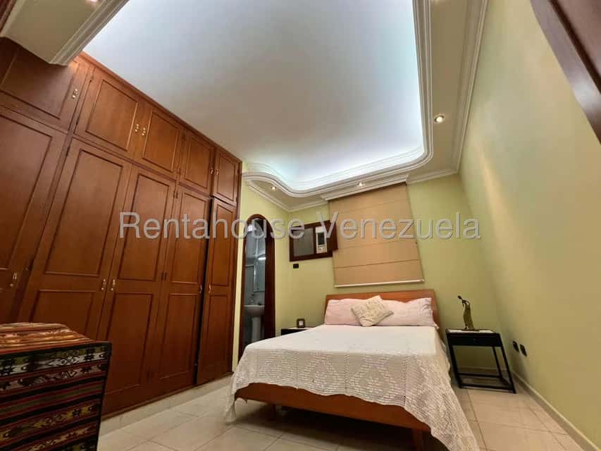 View 25