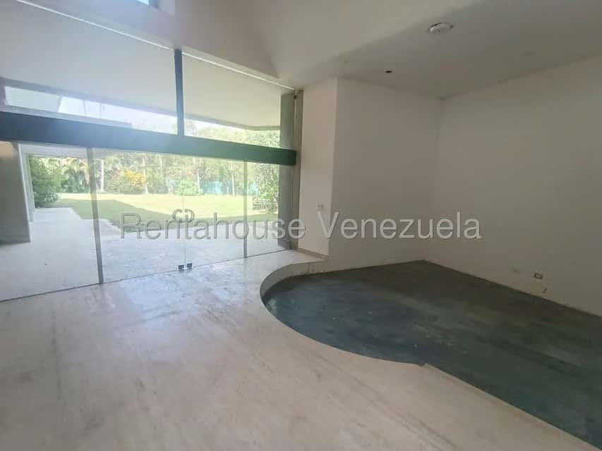 View 24
