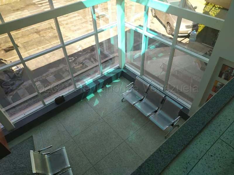 Vista 44