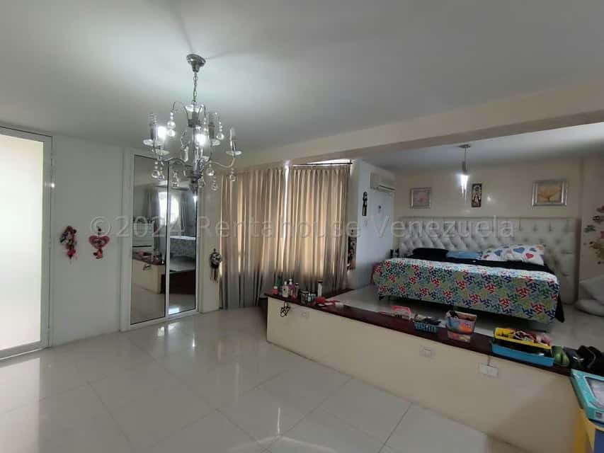 View 32