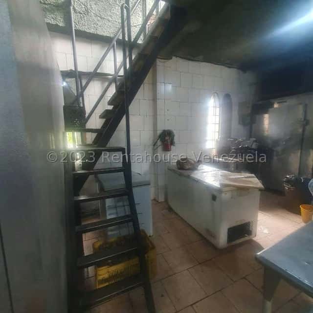 View 28