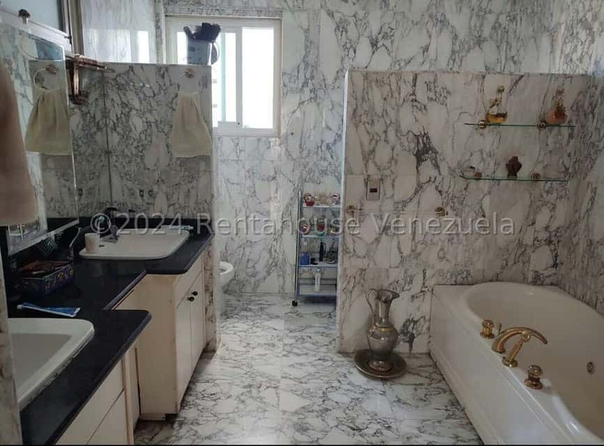 View 23
