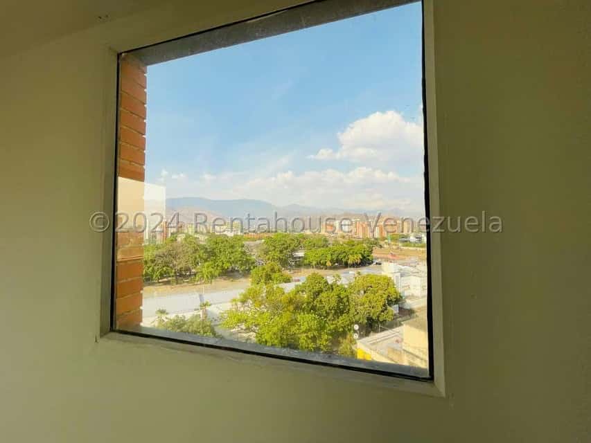 View 16