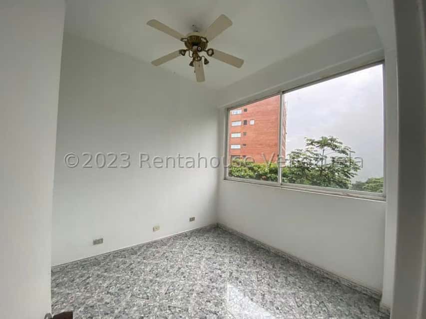View 16