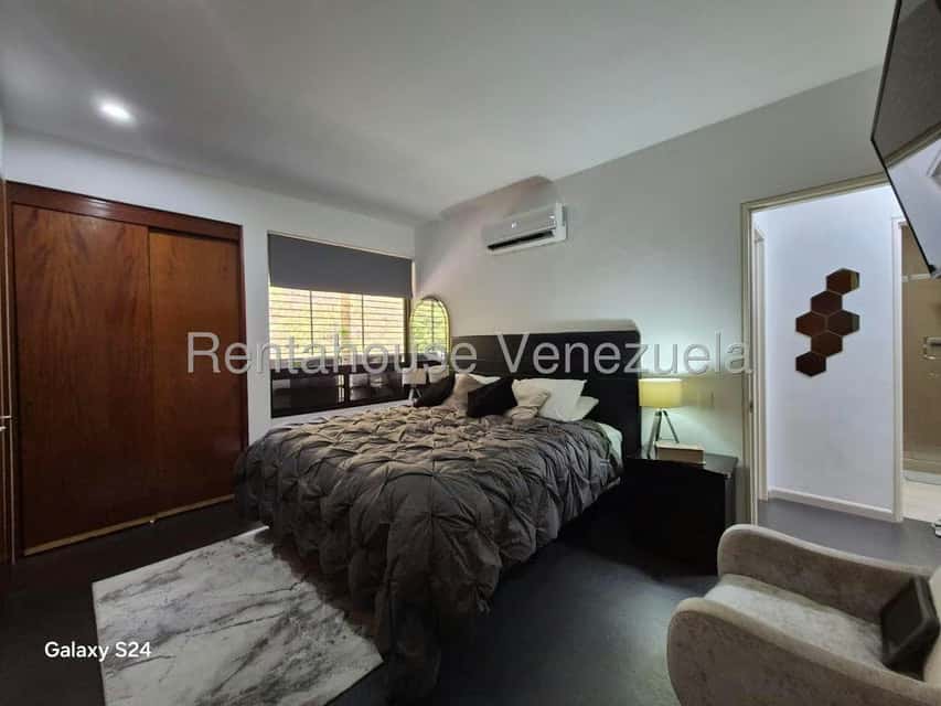 View 25