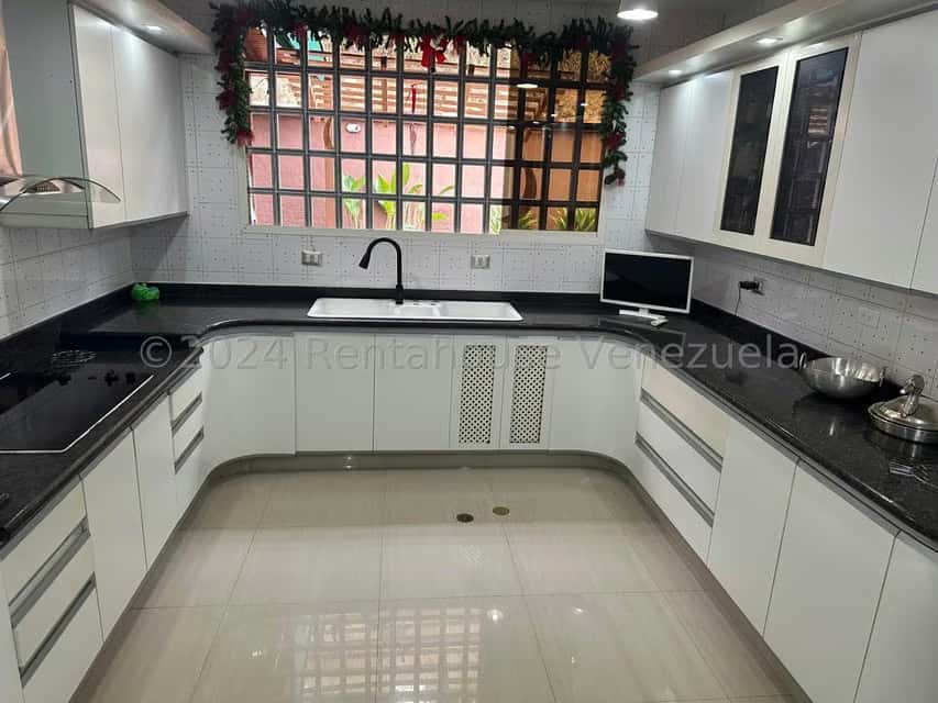 View 24
