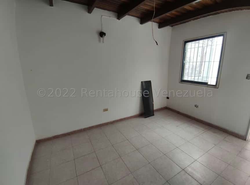 View 32