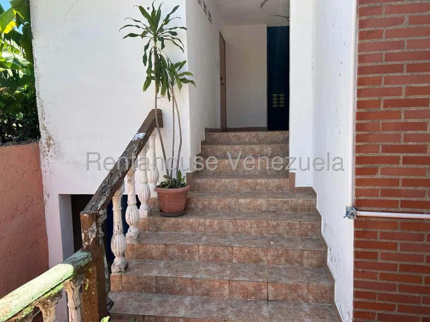 View 16