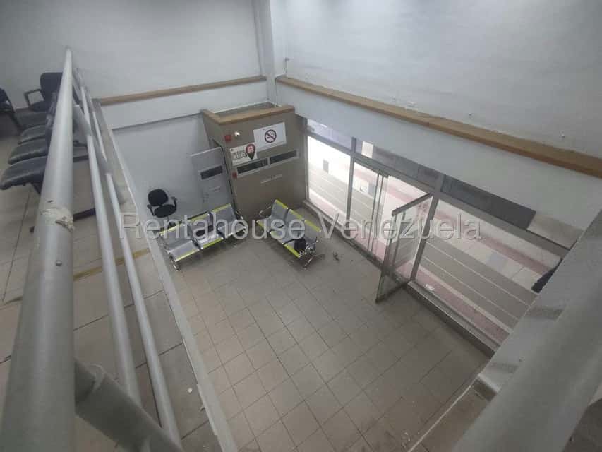 View 16