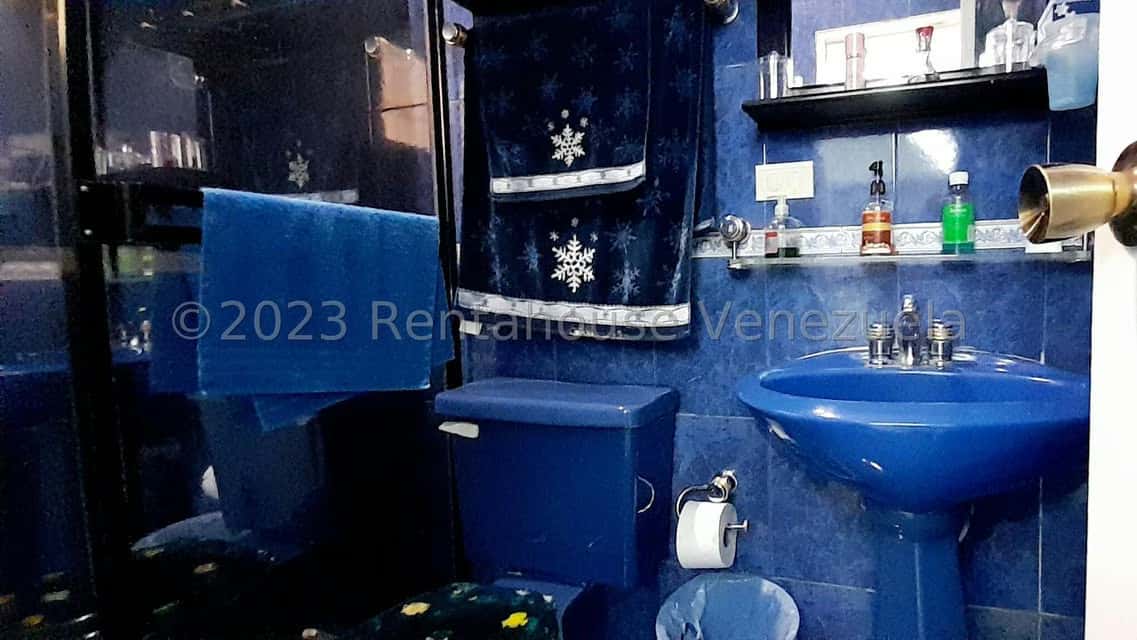 Vista 44