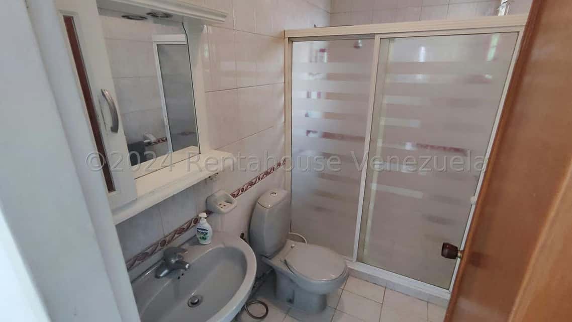 View 32