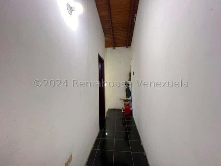 View 24