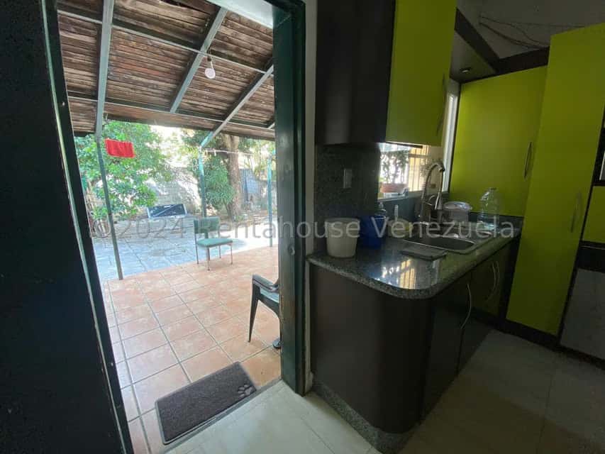 View 32