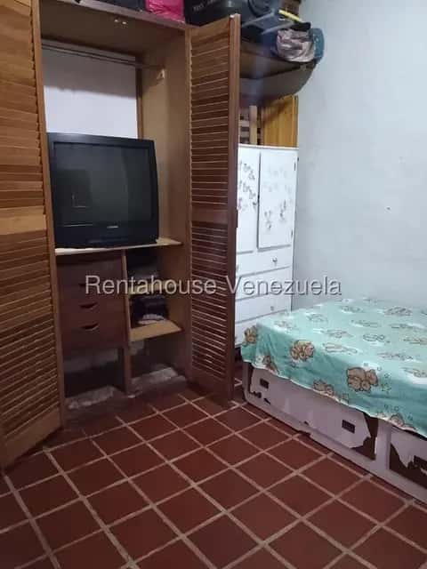View 16