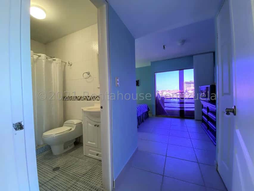 View 25