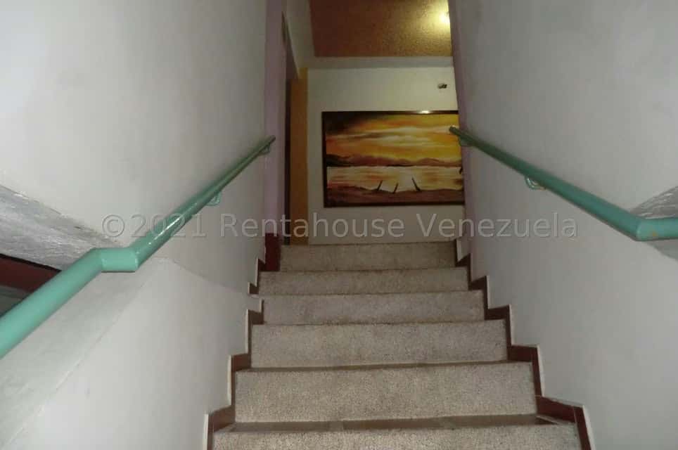 Vista 44